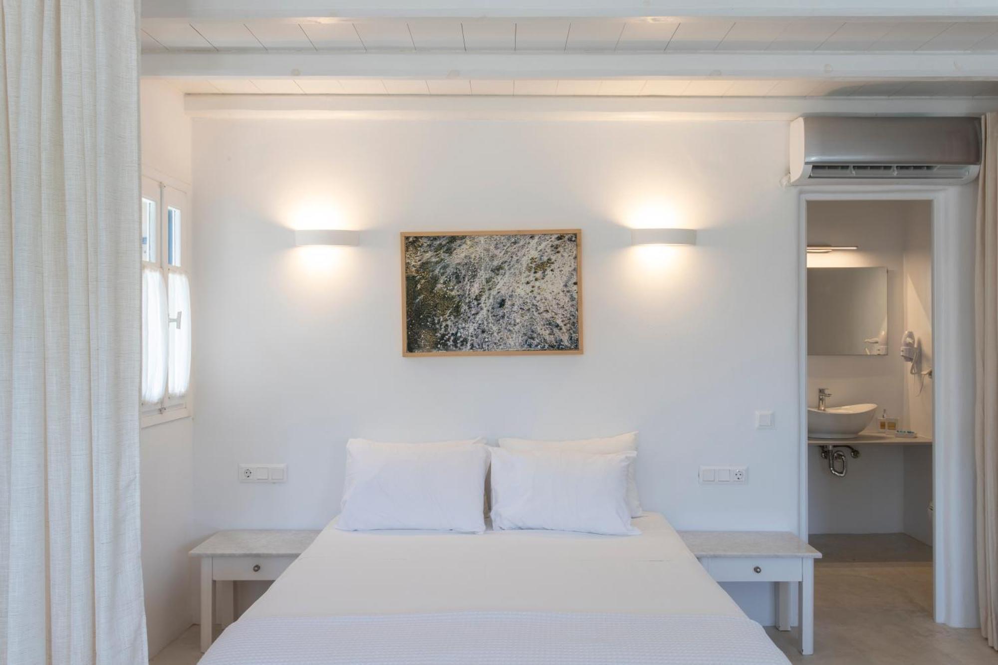 K Homes-Family Stone Suite Tinos ภายนอก รูปภาพ