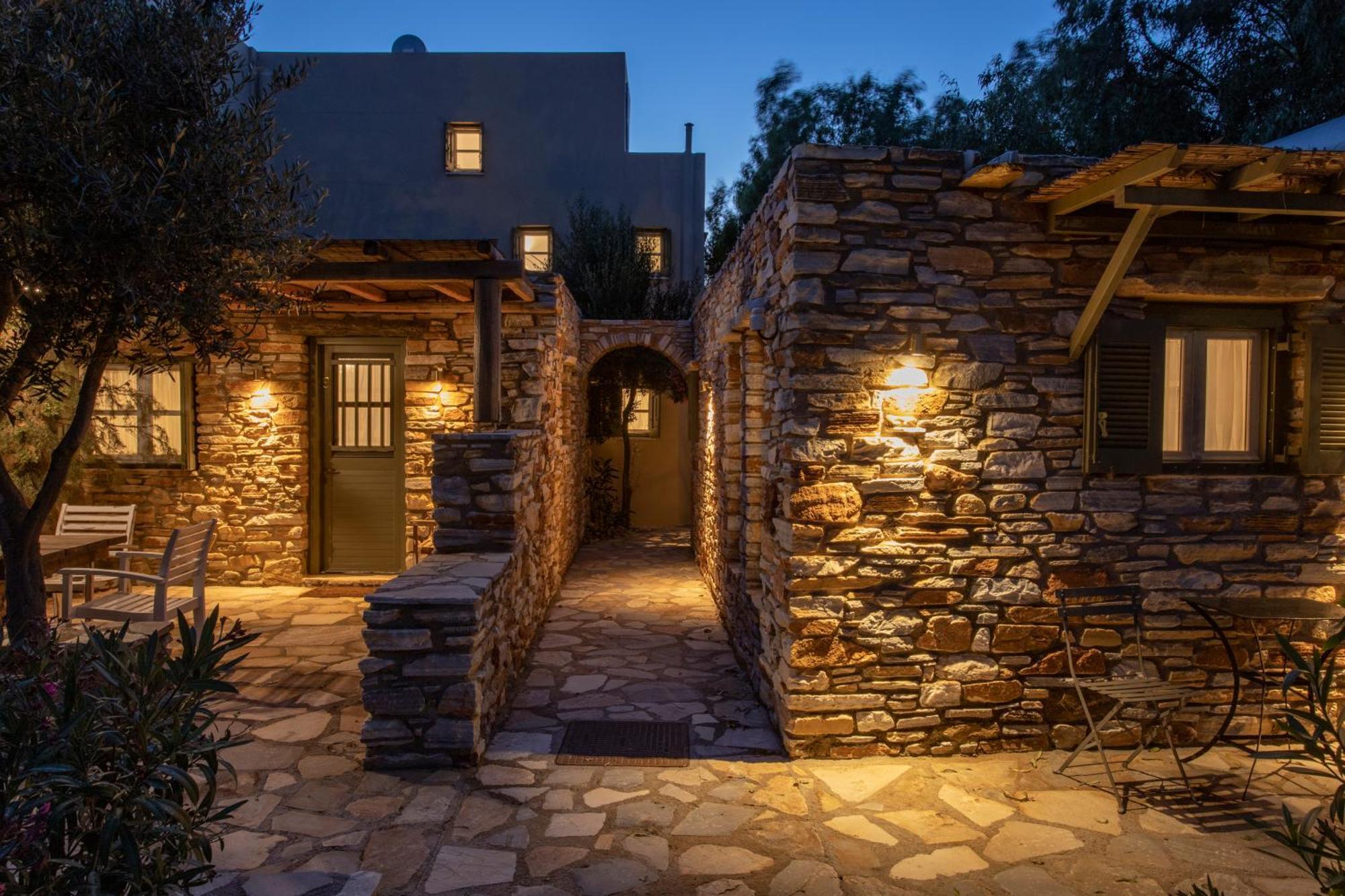 K Homes-Family Stone Suite Tinos ภายนอก รูปภาพ
