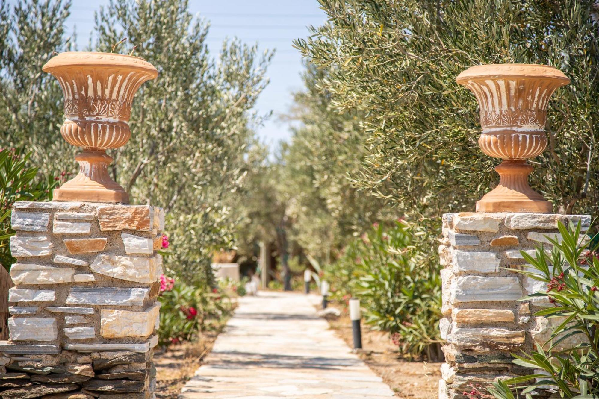 K Homes-Family Stone Suite Tinos ภายนอก รูปภาพ